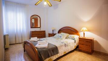 6 chambres, bureau, draps fournis