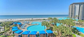 The Blue Pearl PCB Deluxe 1500 sq' Villa 310: beach, restaurants, event center