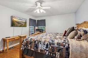 3 chambres, fer et planche à repasser, Wi-Fi gratuit, draps fournis
