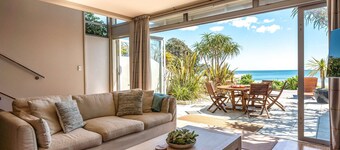 The Sands Villa 28 - Onetangi Beachfront