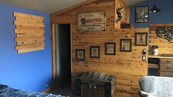 1 sovrum, strykjÀrn/strykbrÀda, gratis wi-fi och sÀngklÀder