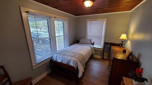 2 bedrooms, iron/ironing board, travel crib, free WiFi