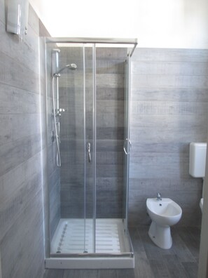 Doccia, bidet