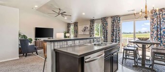 Private Wine Country Retreat | South Nampa | Sleeps 10