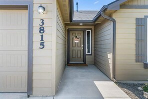 Exterior detail - Wine Country | South Nampa | No backyard neighbors (Nampa)