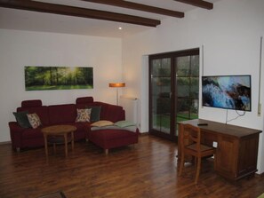 TV, fireplace - Peenetal by Interhome (Anklam)