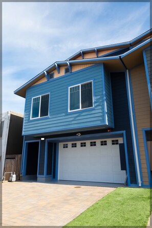 Exterior - Perfect Clean Spacious Gateway of San Francisco 8bd/8br (Daly City)