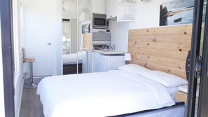 1 bedroom, iron/ironing board, free WiFi