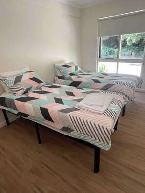 3 bedrooms, iron/ironing board, free WiFi, bed sheets