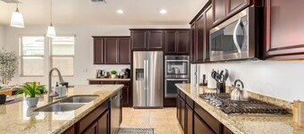 Modern Queen Creek Home W/ Fire Pit! Dog Friendly!