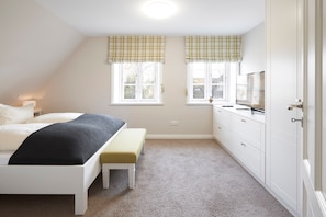 2 soveværelser, pengeskab på værelset, Wi-Fi, sengetøj