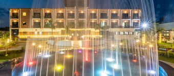 Chitwan Midtown Hotel