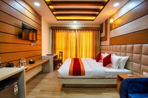 Landmark View Executive Room With Balcony | Pemandangan dari kamar