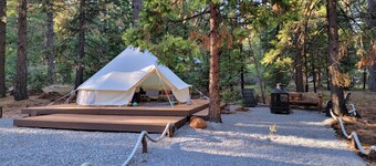 Bell Tent at Bigfoot Lodging Lassen