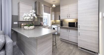 Stylish George Street Apartment