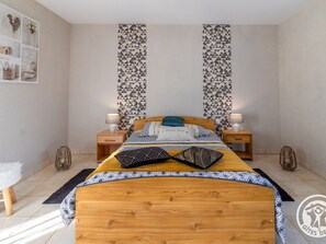 2 bedrooms, free WiFi, bed sheets