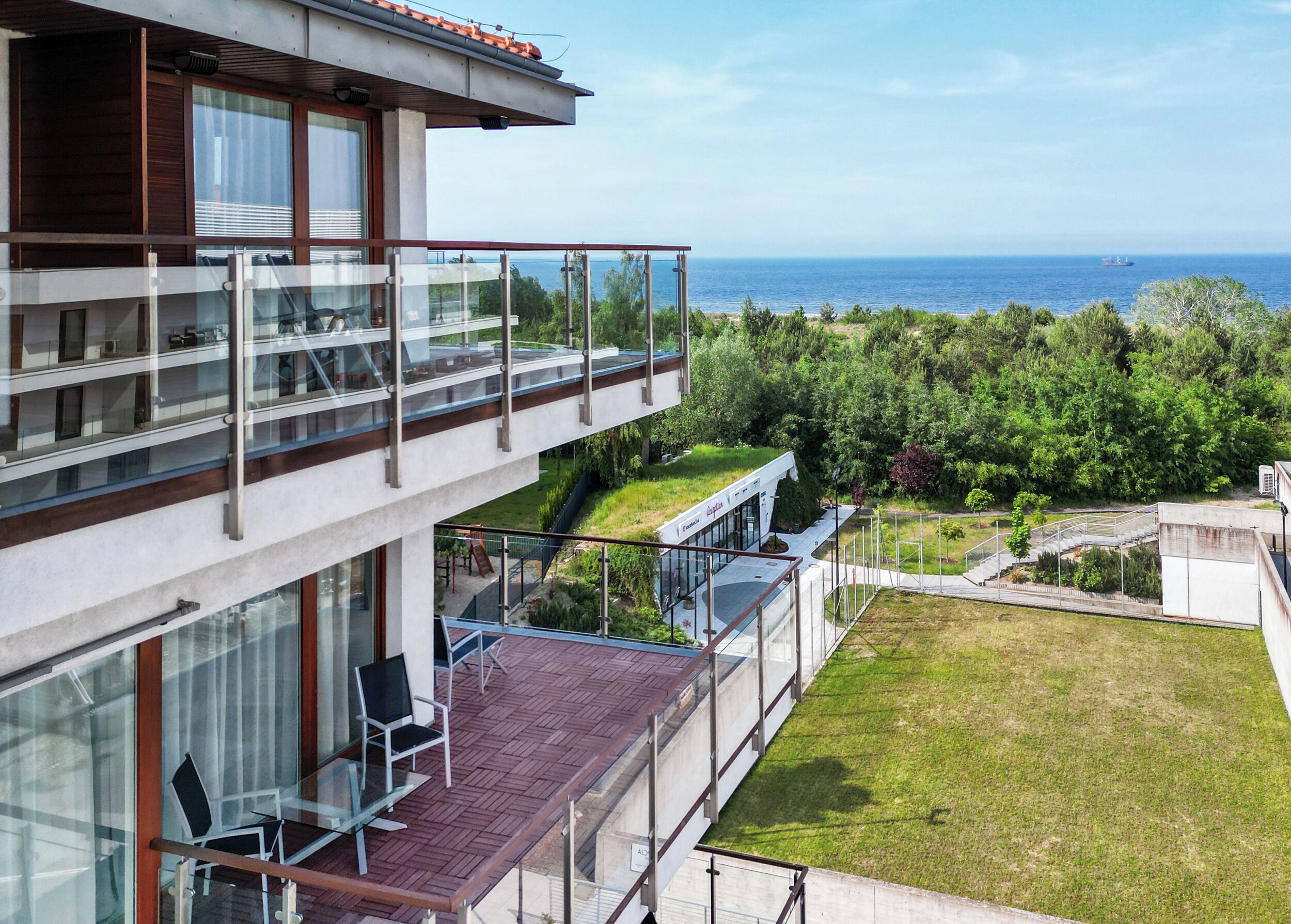 Luxury Apartment | Terrace/patio