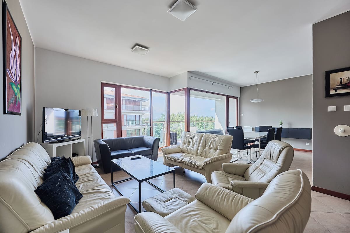 Standard Apartment | Iron/ironing board, free WiFi, bed sheets