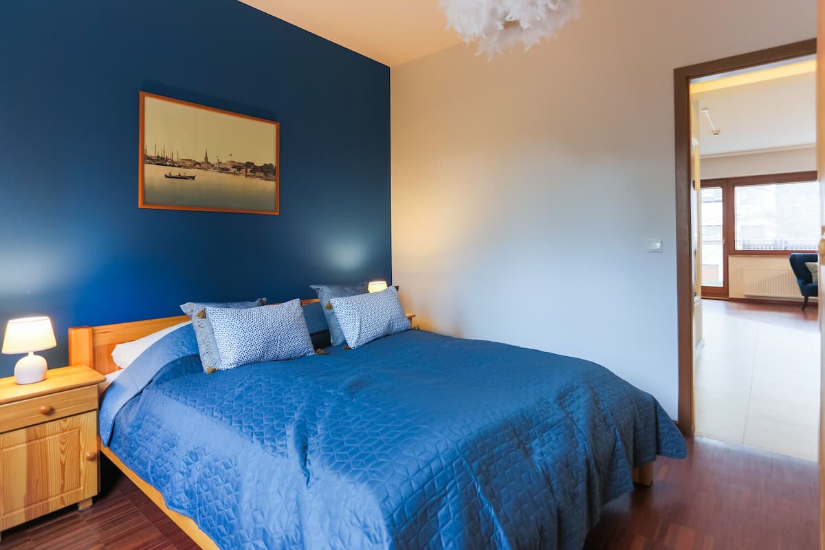 Basic Apartment | 2 bedrooms, iron/ironing board, free WiFi, bed sheets