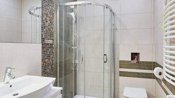 Comfort-Apartment | Badezimmer | Dusche, Haartrockner, Handtücher