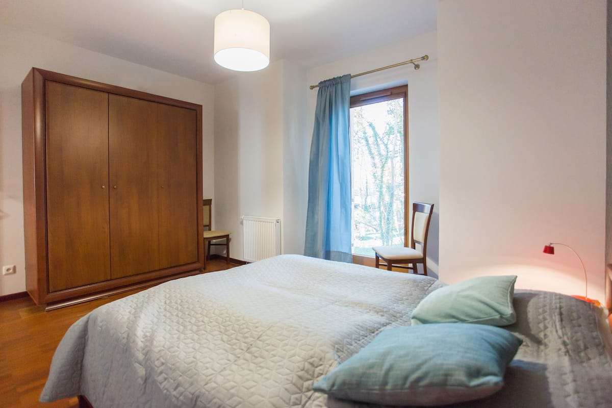 Basic Apartment | 2 bedrooms, iron/ironing board, free WiFi, bed sheets