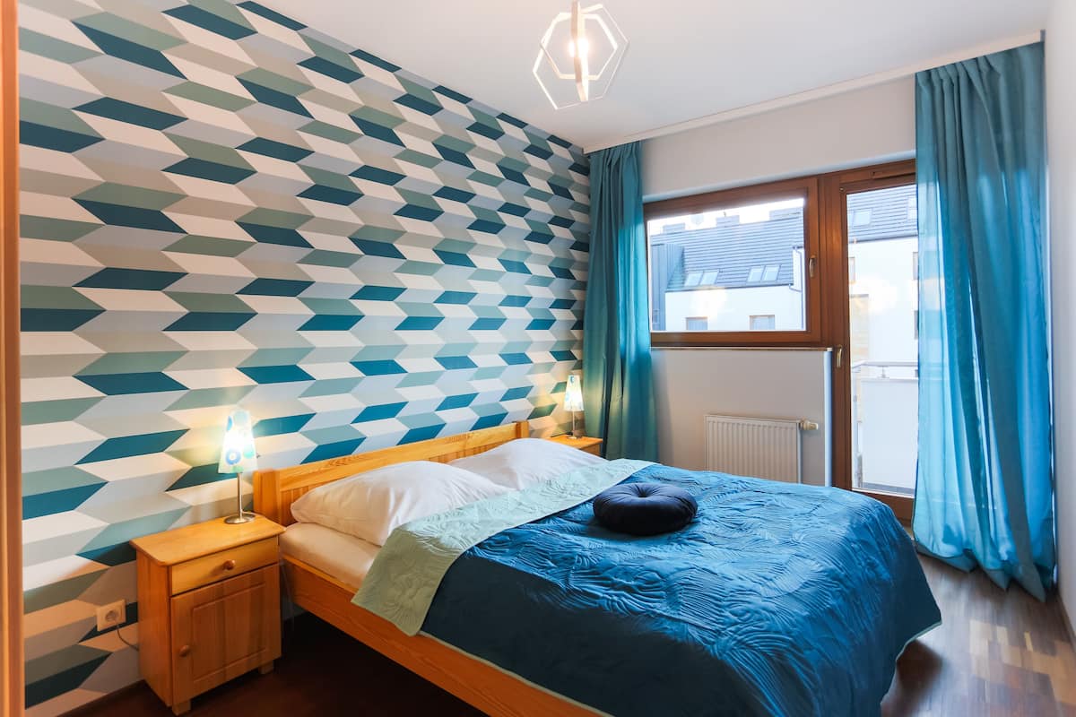 Basic Apartment | 2 bedrooms, iron/ironing board, free WiFi, bed sheets