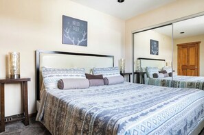 3 habitaciones, tabla de planchar con plancha y wifi gratis