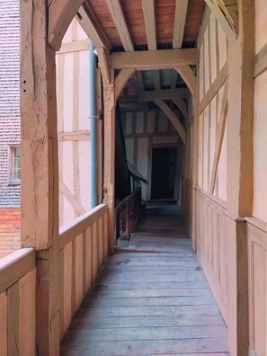 Enceinte de l’hébergement