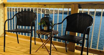 Waterfront@ Ledges NO STEPS Main channel 2 bed Ledges MM20 Slip Pools Beach Golf