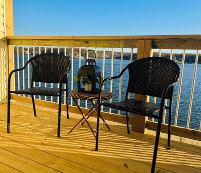 Waterfront@ Ledges NO STEPS Main channel 2 bed Ledges MM20 Slip Pools Beach Golf