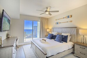 2 bedrooms, desk, internet, bed sheets