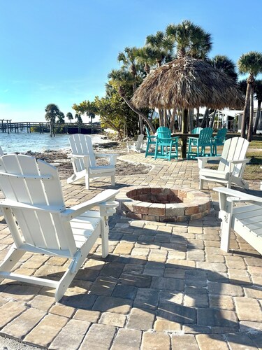 The Manor House on Lemon Bay is AVAILABLE April 6th. Spacious Home. Heated Pool!
