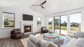 Smart TV, fireplace, foosball