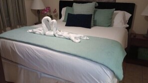 2 bedrooms, desk, iron/ironing board, free WiFi