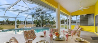 The Yellow Home amazingly lake view