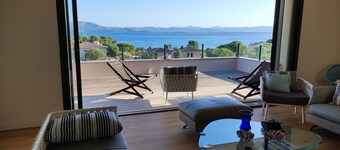 Contemporary villa with sea view