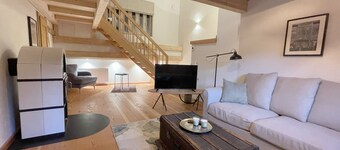 Unique, quiet vacation apartment on two floors for 4 people
