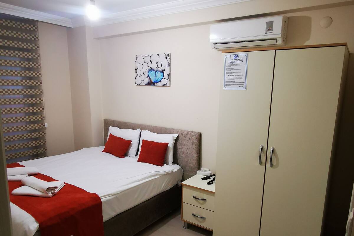 Economy Double Room | Free WiFi