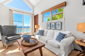 Deluxe Apartment | Living area | 45-inch Smart TV with cable channels, TV - Tres Sirenas Beach Inn (Rincon)