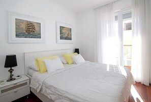 2 bedrooms, iron/ironing board, free WiFi, bed sheets - 73 Stairs Apartment (Dubrovnik)