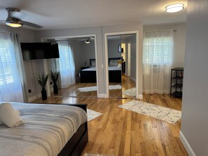 5 bedrooms, desk, iron/ironing board, free WiFi