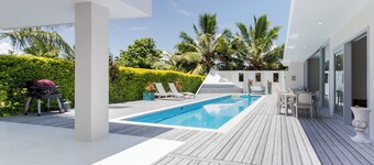 Mama Taras Luxury Villa
