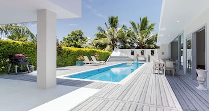 Mama Taras Luxury Villa