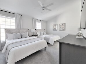 3 habitaciones, escritorio, wifi gratis y ropa de cama 