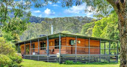 Cedar House - set on 5 beautiful acres