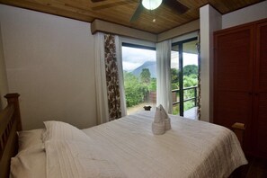 3 Schlafzimmer, Verdunkelungsvorhänge, Bügeleisen/Bügelbrett, WLAN