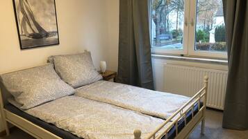 1 Schlafzimmer, Schreibtisch, Bügeleisen/Bügelbrett, kostenloses WLAN