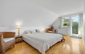 3 bedrooms