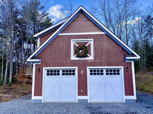 NEW! Studio Loft in Stowe Hollow