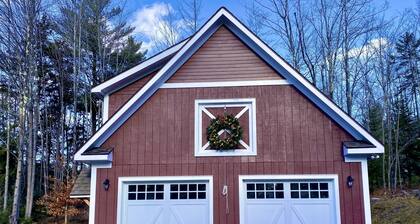 NEW! Studio Loft in Stowe Hollow